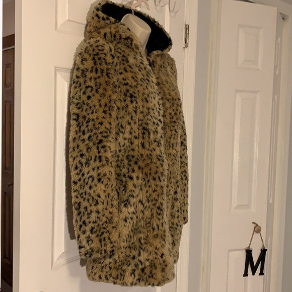 Zara trf leopard animal  fur hooded jacket size xs - Picture 3 of 9